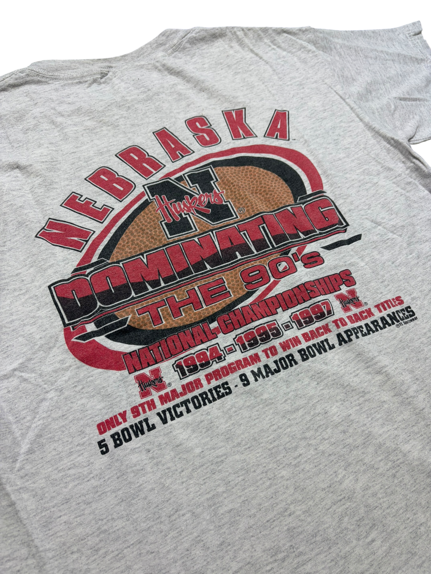 Unbranded Huskers Tshirt (M)